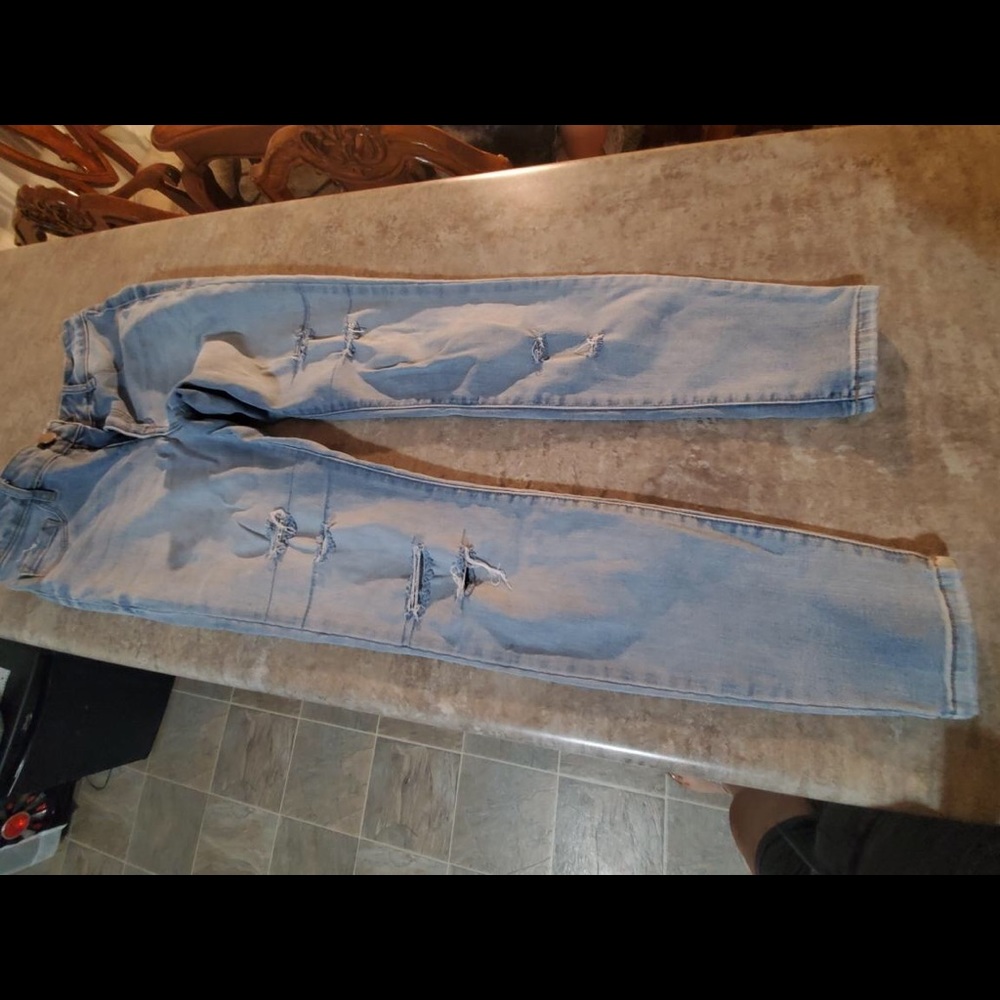 Nice hand ripped jeans